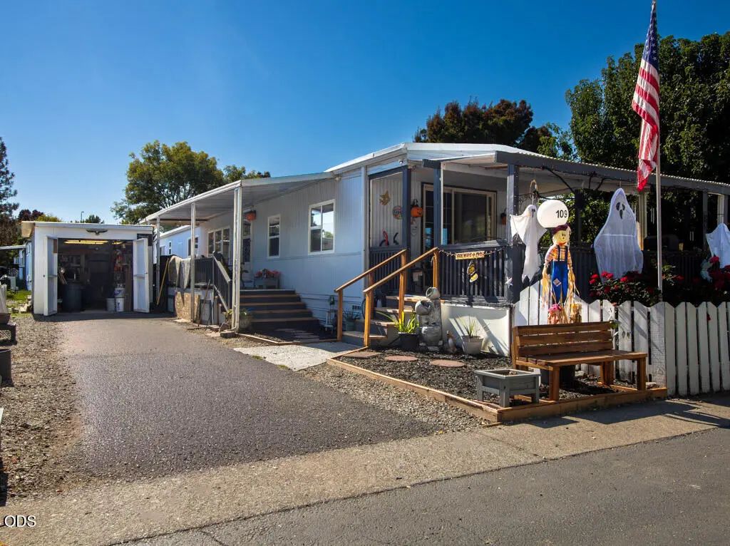 2385 Table Rock Road Spc 109, Medford
