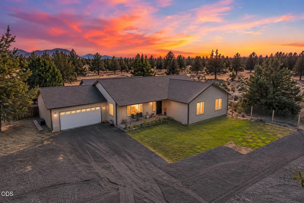 5655 Sw Deer Road, Terrebonne