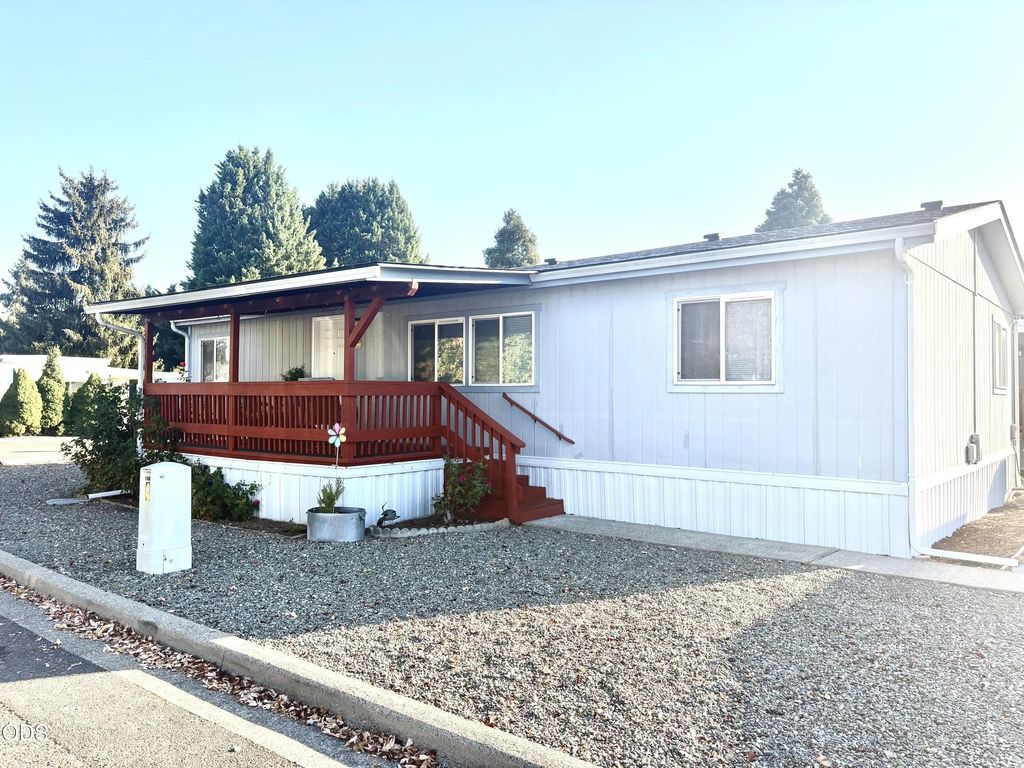 101 Orangewood Drive M240061, Grants Pass