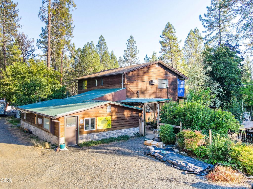 29387 Redwood Highway, Cave Junction
