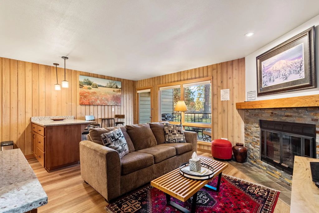 19717 Sw Mount Bachelor Drive Unit 152, Bend