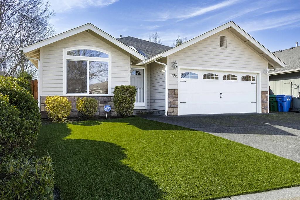 1150 Angler Lane, Grants Pass