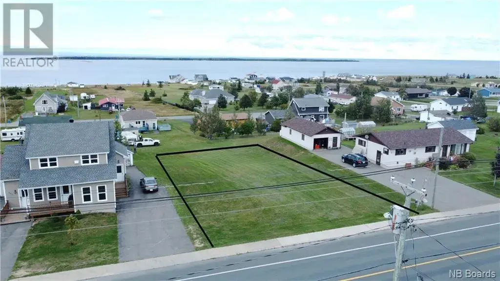 Lot Saint-pierre E. Boulevard, Caraquet