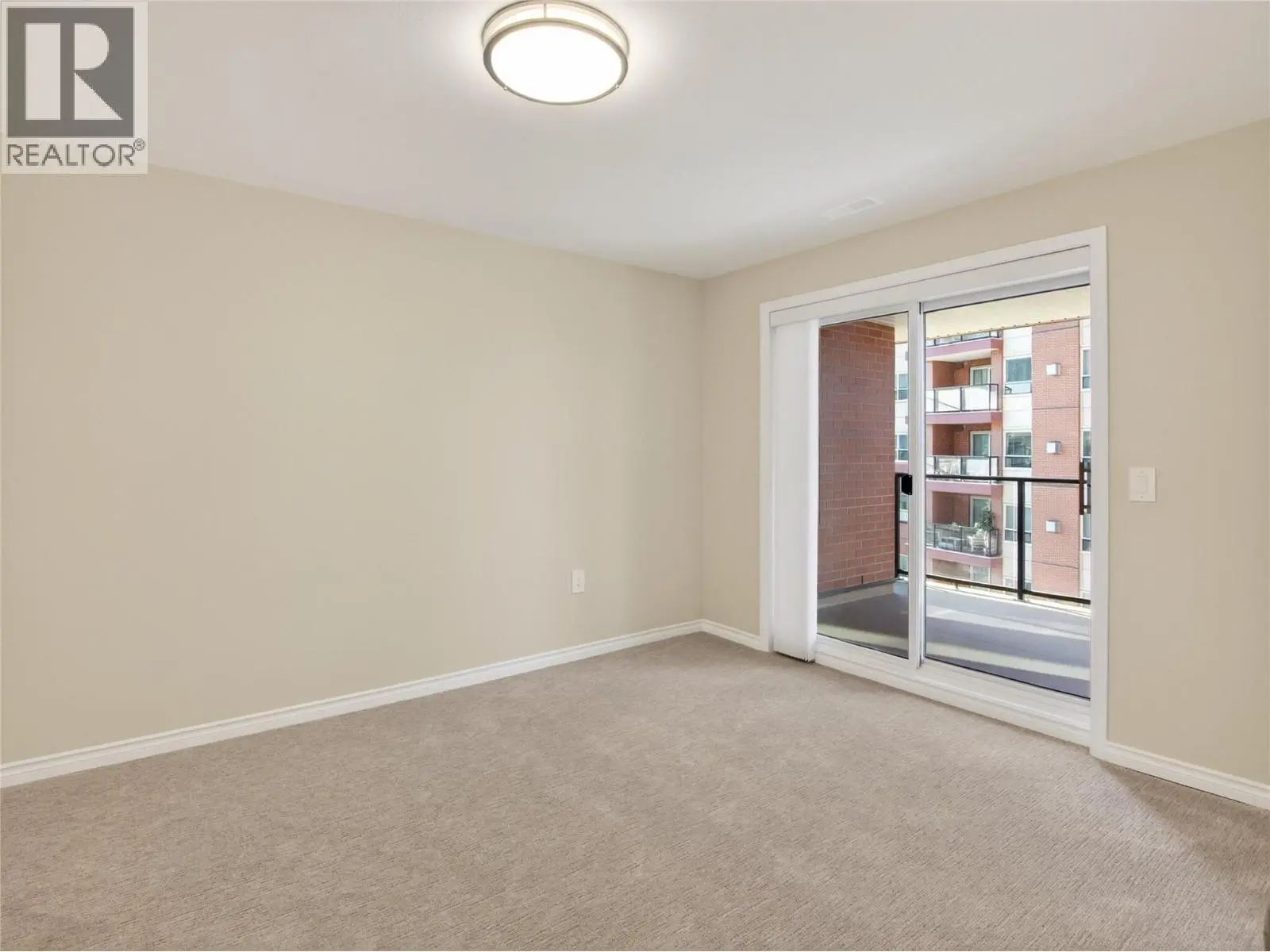 3362 Skaha Lake Road Unit# 604. Penticton, British Columbia