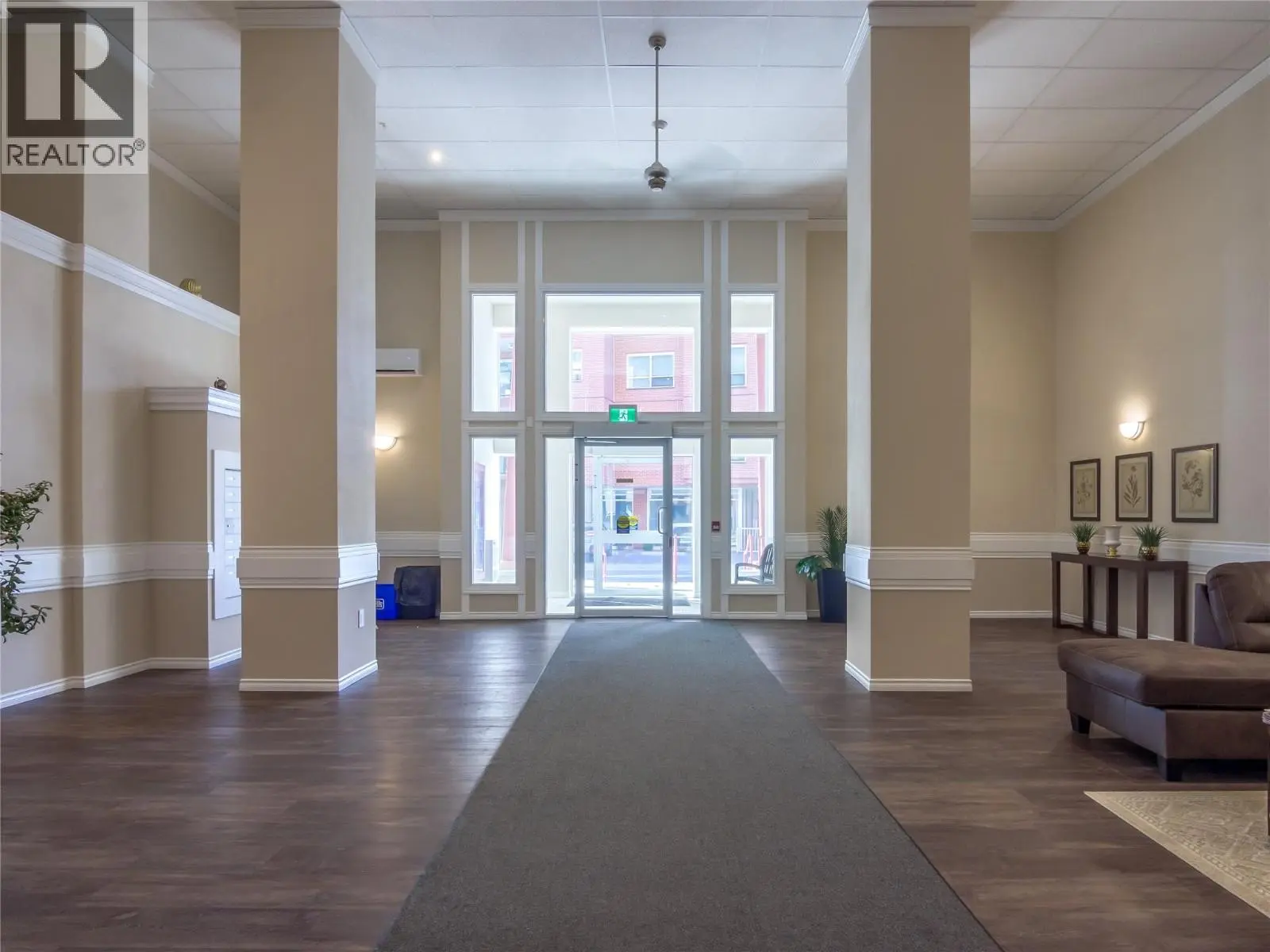 3362 Skaha Lake Road Unit# 604. Penticton, British Columbia