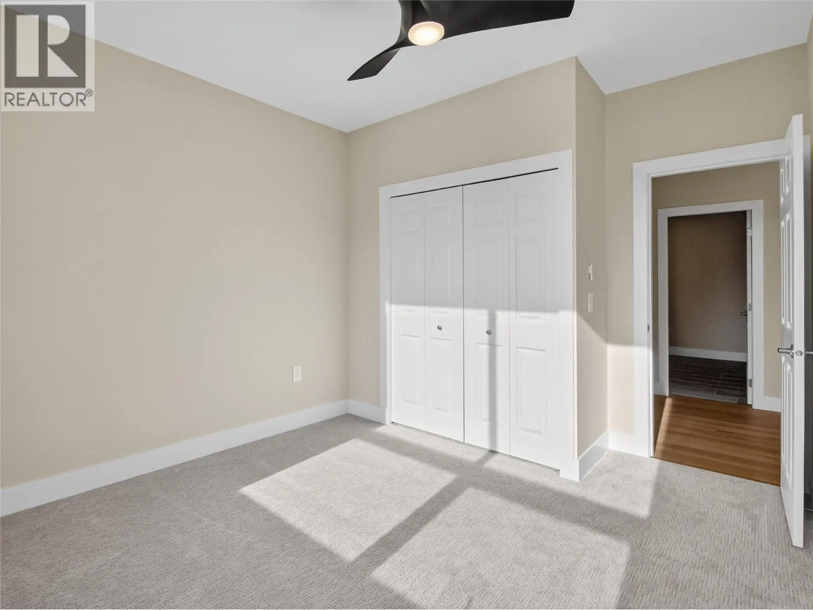 3362 Skaha Lake Road Unit# 1303. Penticton, British Columbia