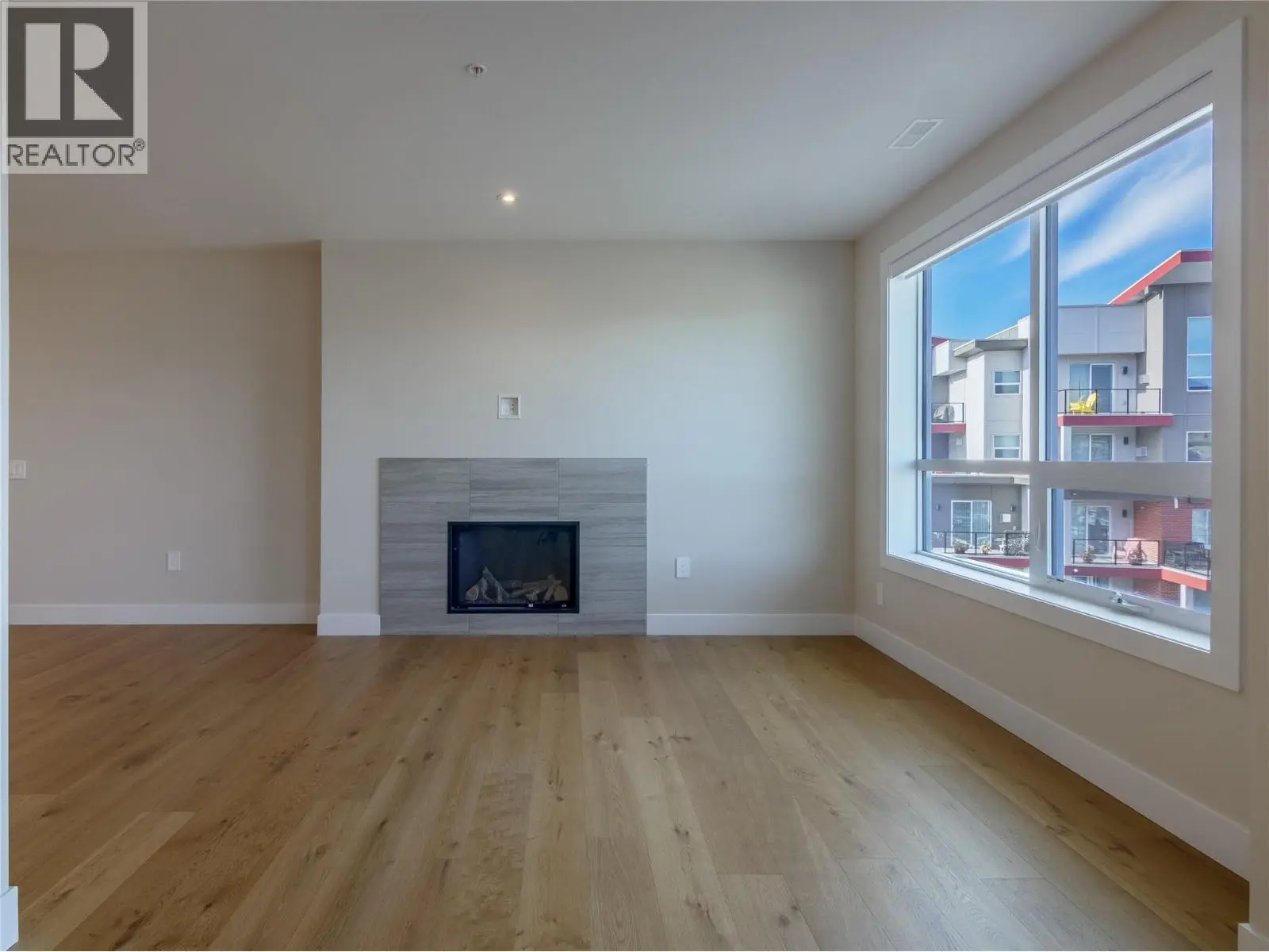 3362 Skaha Lake Road Unit# 1301. Penticton, British Columbia