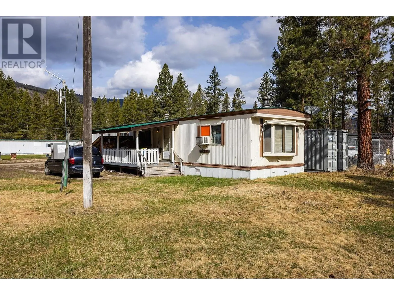 85 Ernest Avenue. Beaverdell, British Columbia
