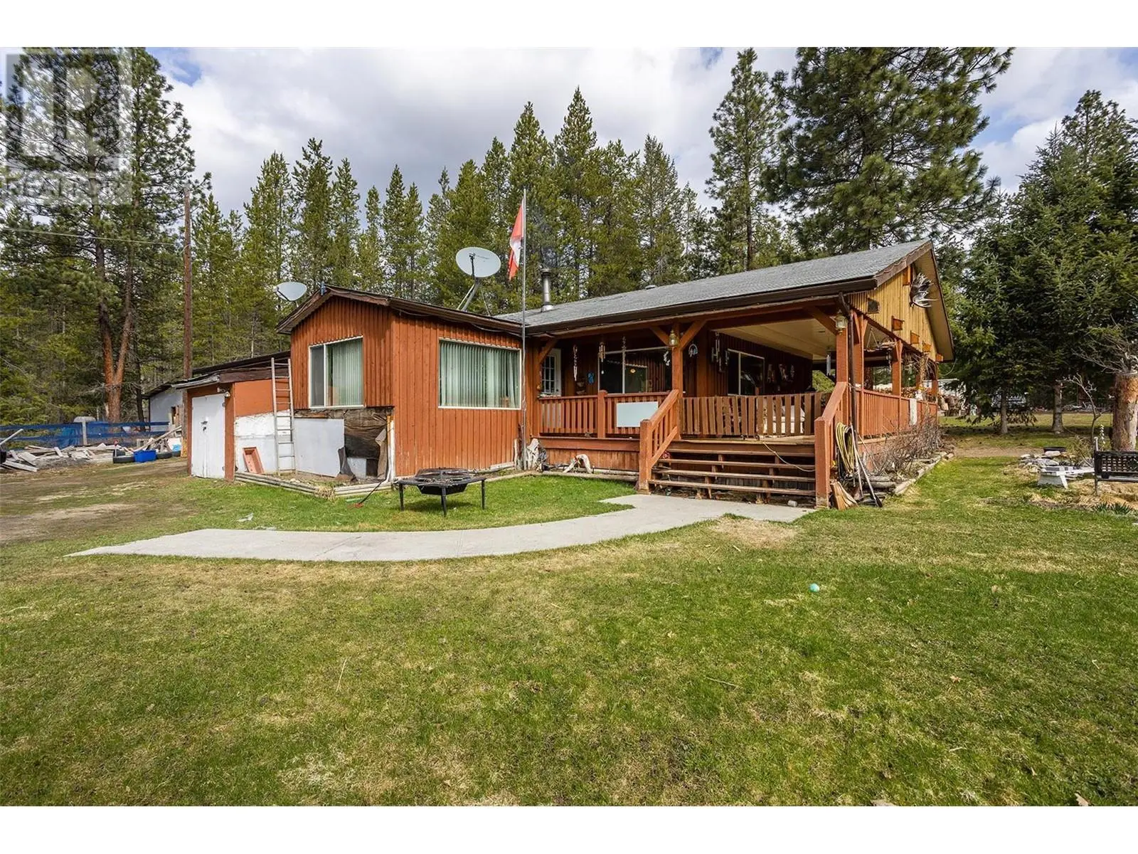 85 Ernest Avenue. Beaverdell, British Columbia