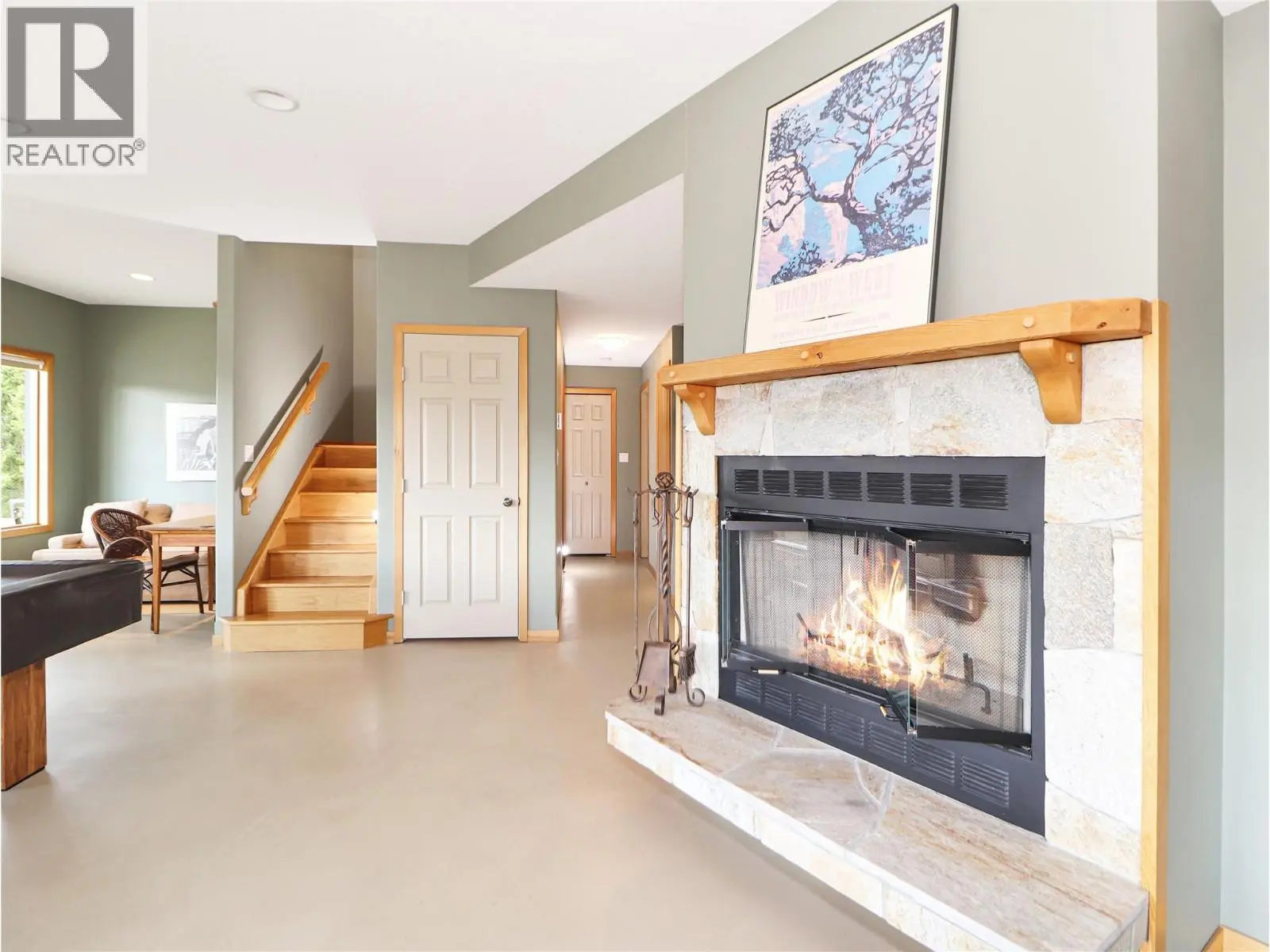 2360/2380 95 Highway. Spillimacheen, British Columbia