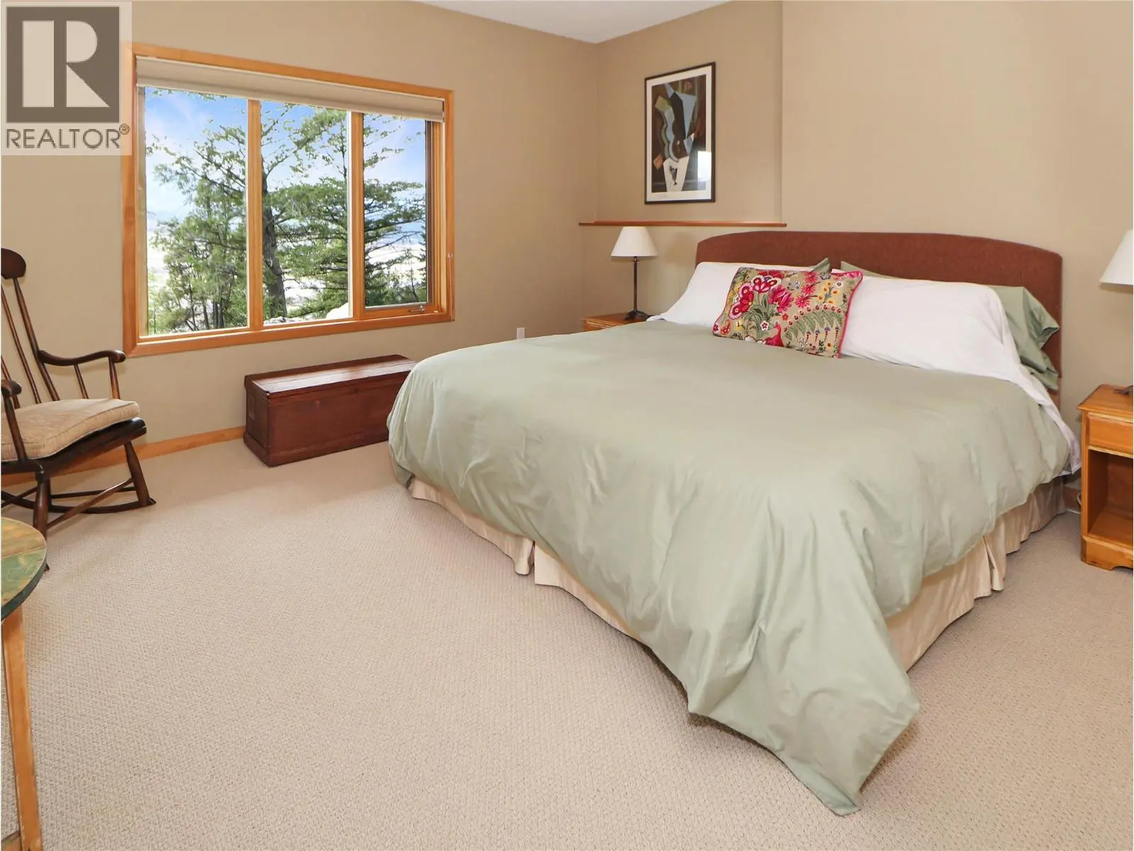 2360/2380 95 Highway. Spillimacheen, British Columbia