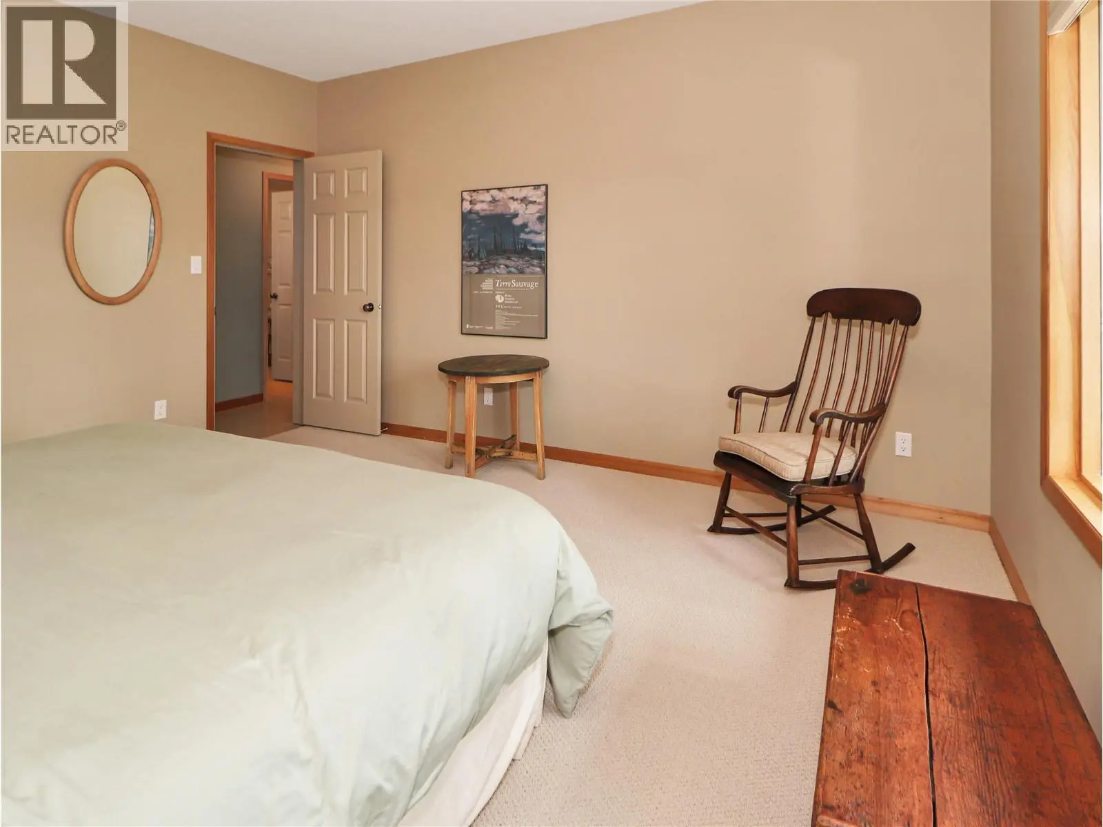 2360/2380 95 Highway. Spillimacheen, British Columbia
