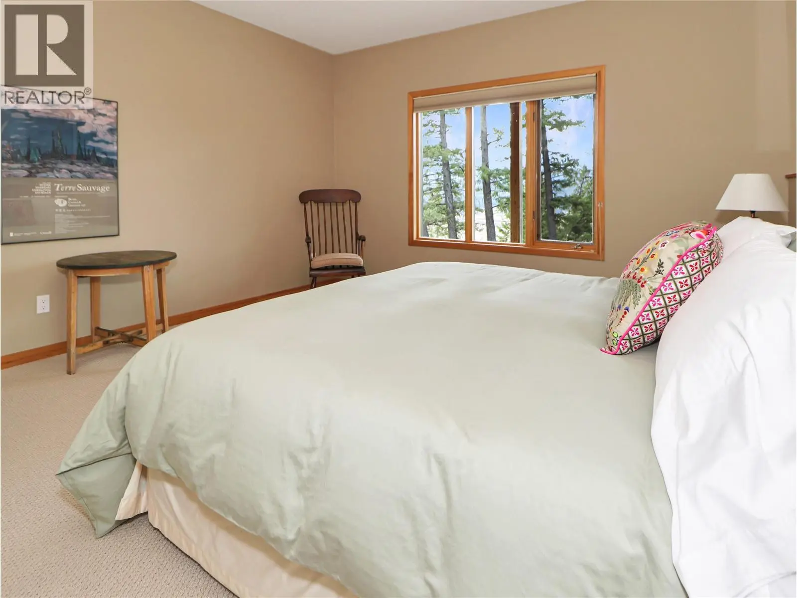 2360/2380 95 Highway. Spillimacheen, British Columbia