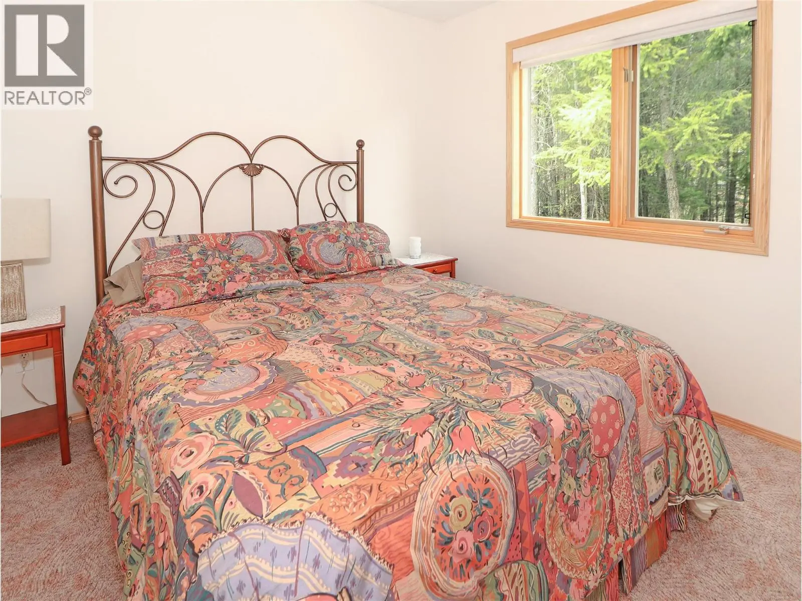 2360/2380 95 Highway. Spillimacheen, British Columbia