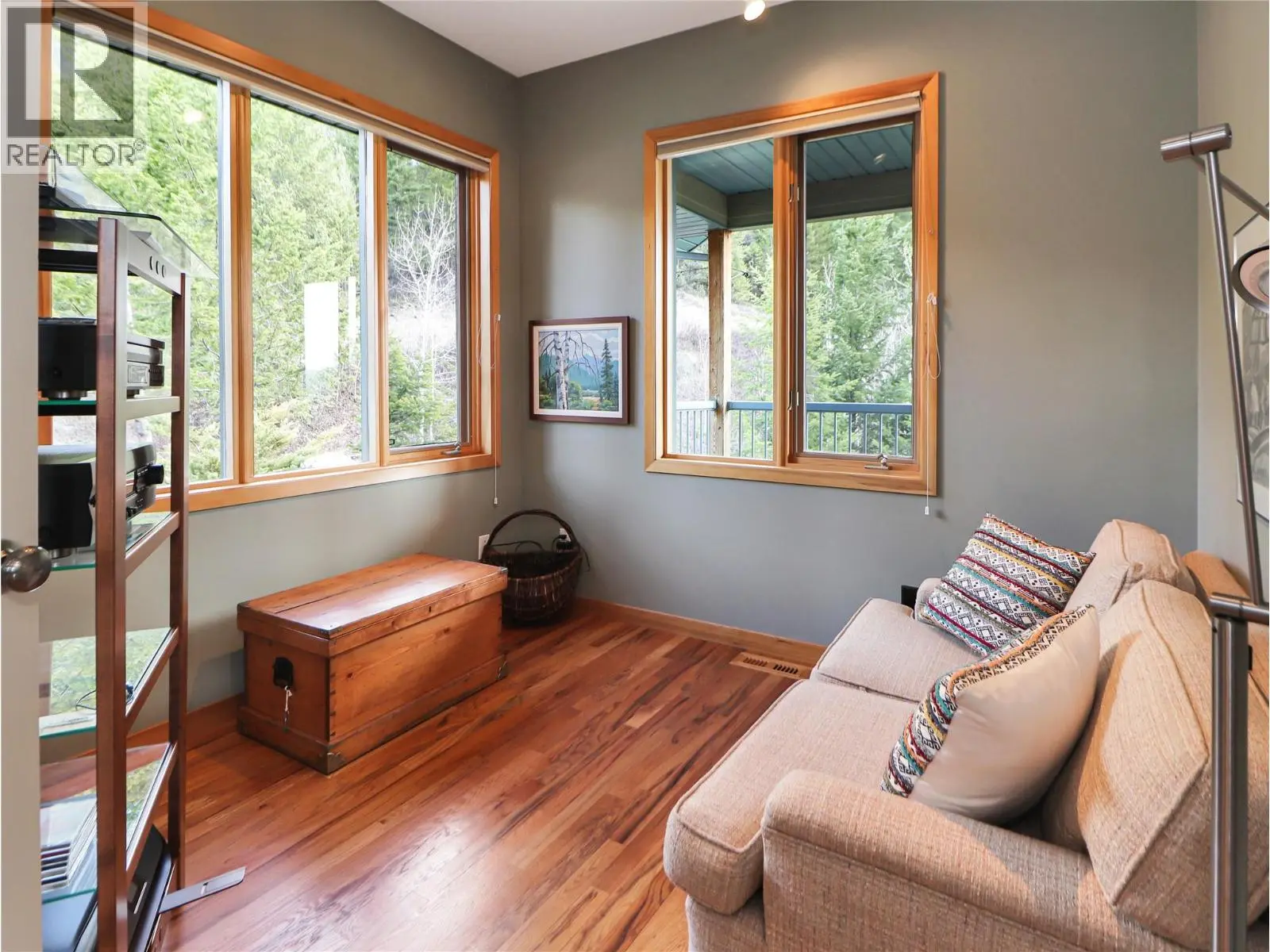 2360/2380 95 Highway. Spillimacheen, British Columbia