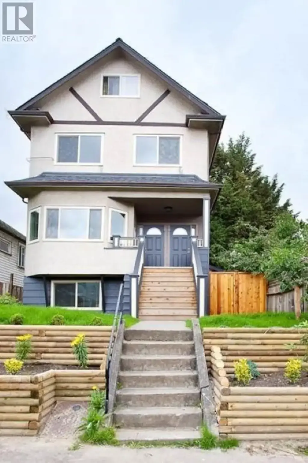857 E 8th Avenue, Vancouver