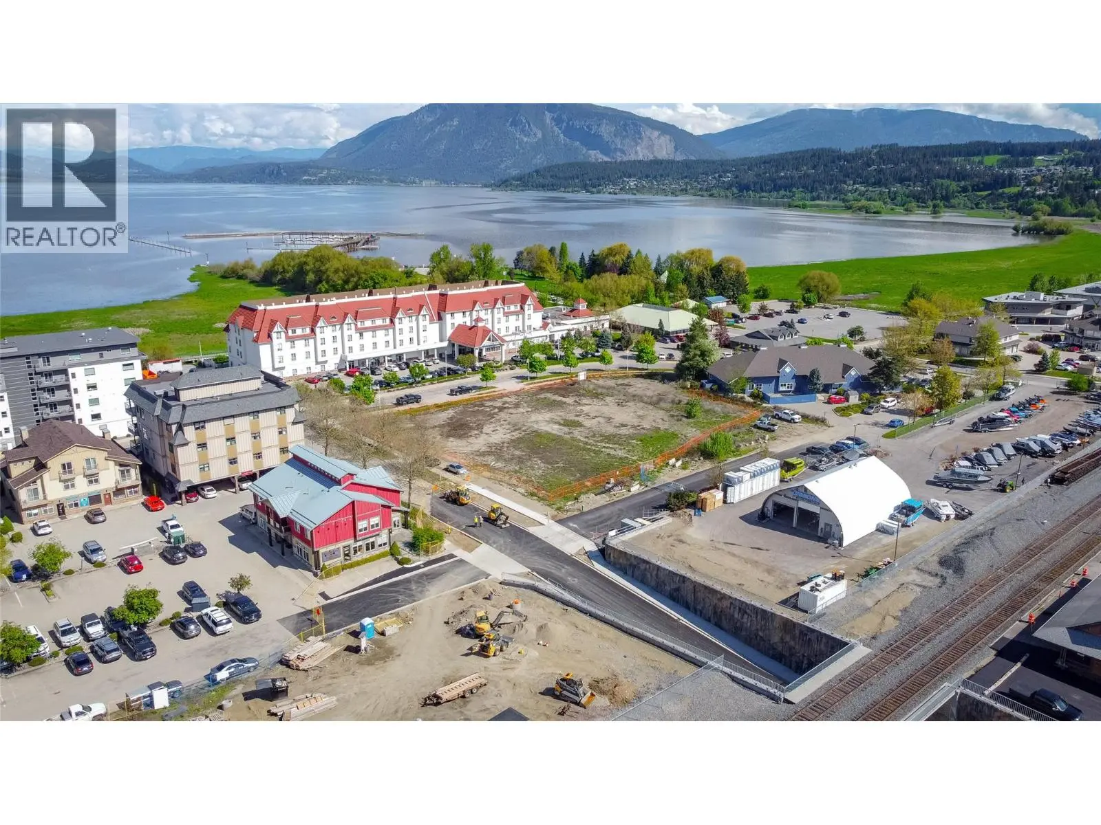 250 Harbourfront Drive Ne. Salmon Arm, British Columbia