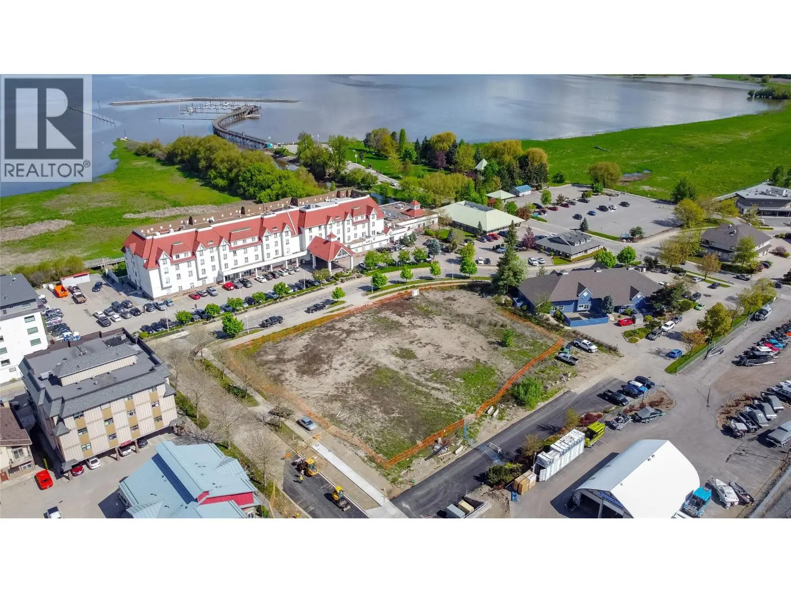 250 Harbourfront Drive Ne. Salmon Arm, British Columbia
