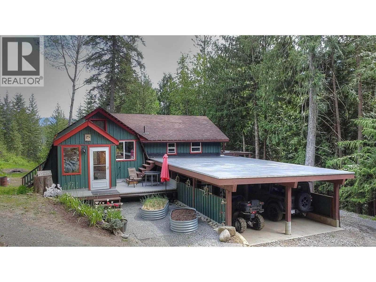 Photo of Listing #2477008