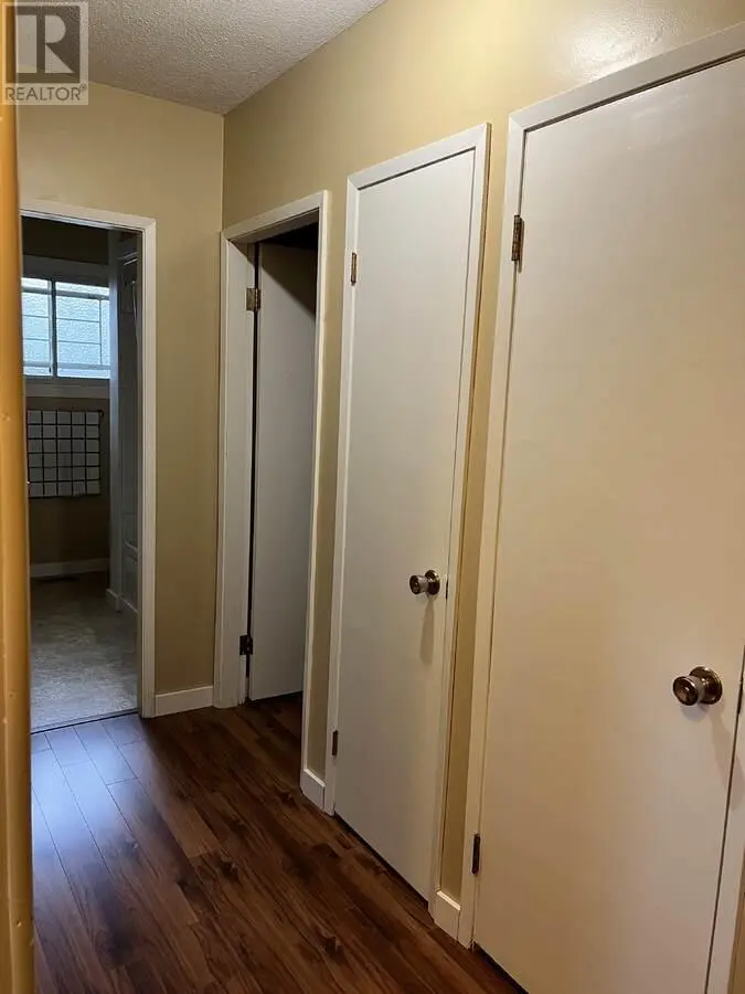 864 Lawson Avenue. Kelowna, British Columbia