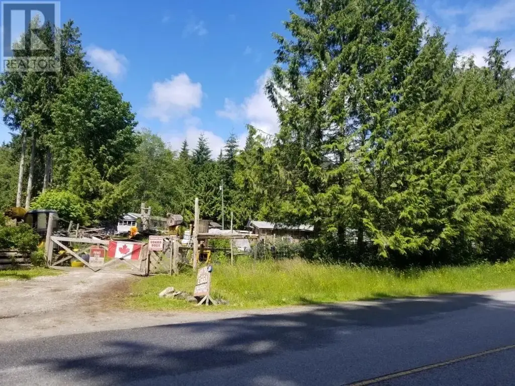 6229 Mason Road, Sechelt