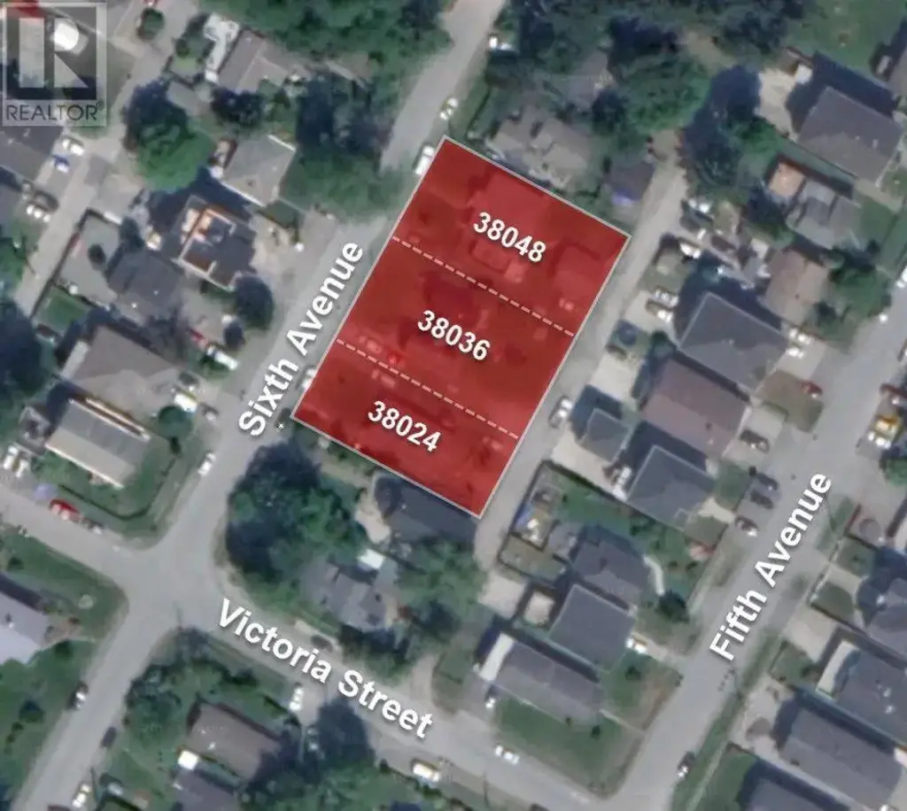 38024 Sixth Avenue, Squamish