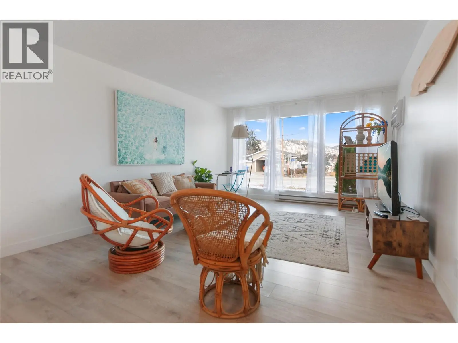 1611 Elm Street E. Kelowna, British Columbia
