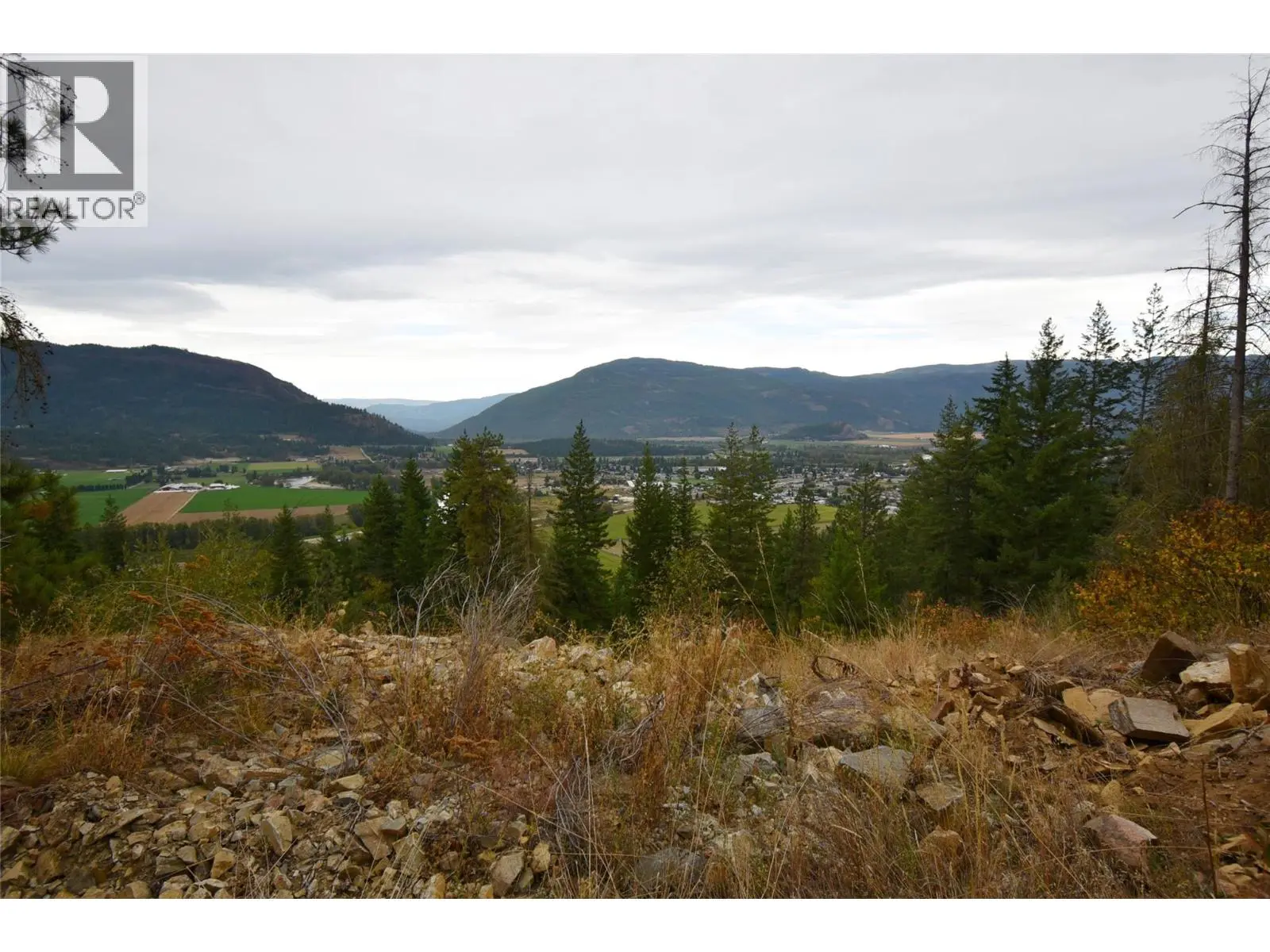 357 Oxbow Place. Enderby, British Columbia