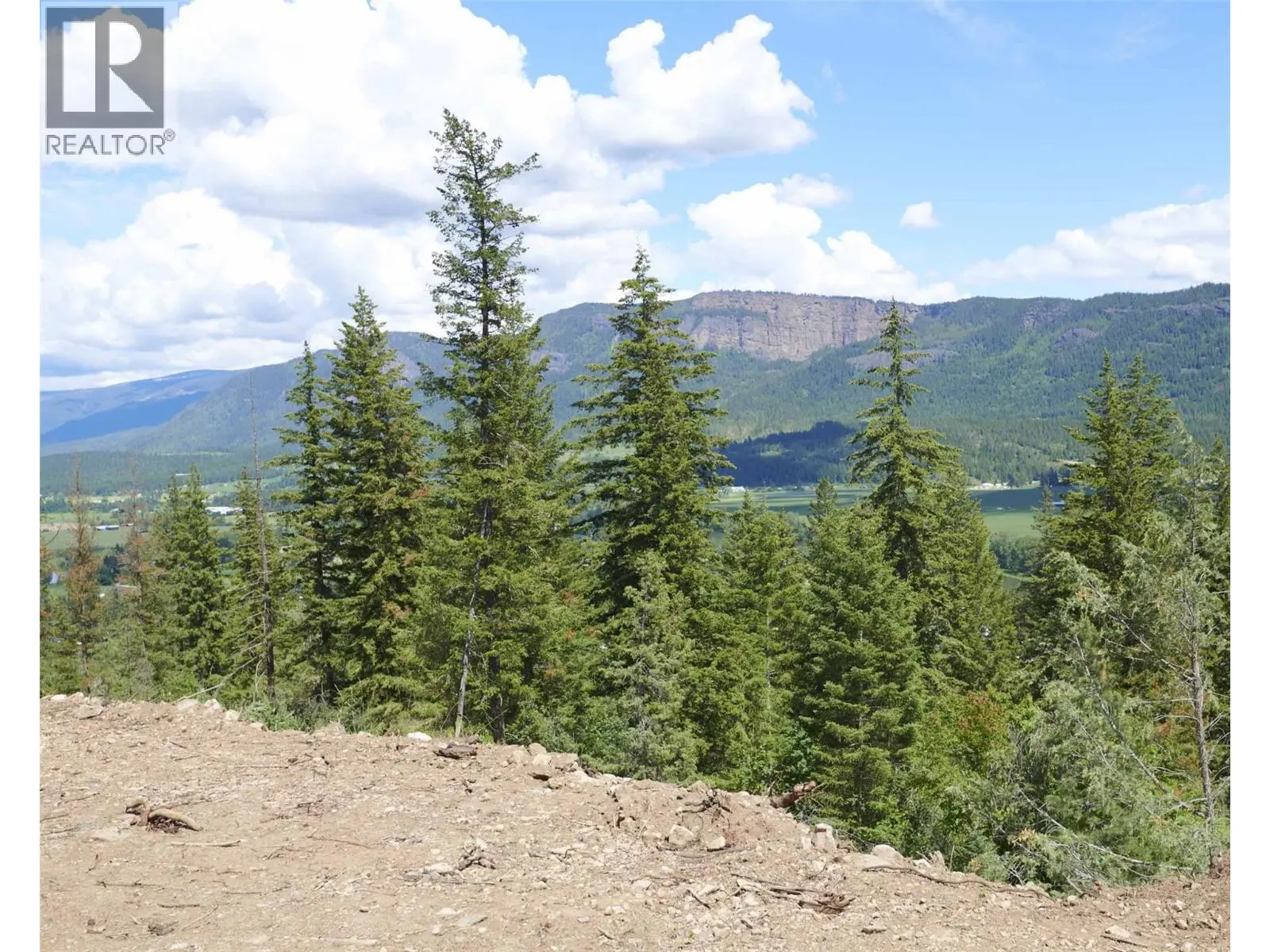 345 Oxbow Place. Enderby, British Columbia
