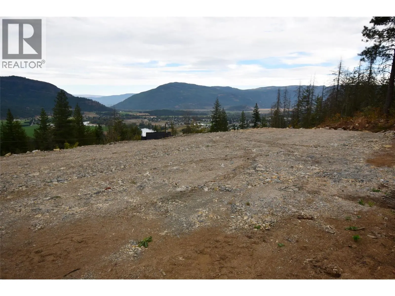339 Oxbow Place. Enderby, British Columbia