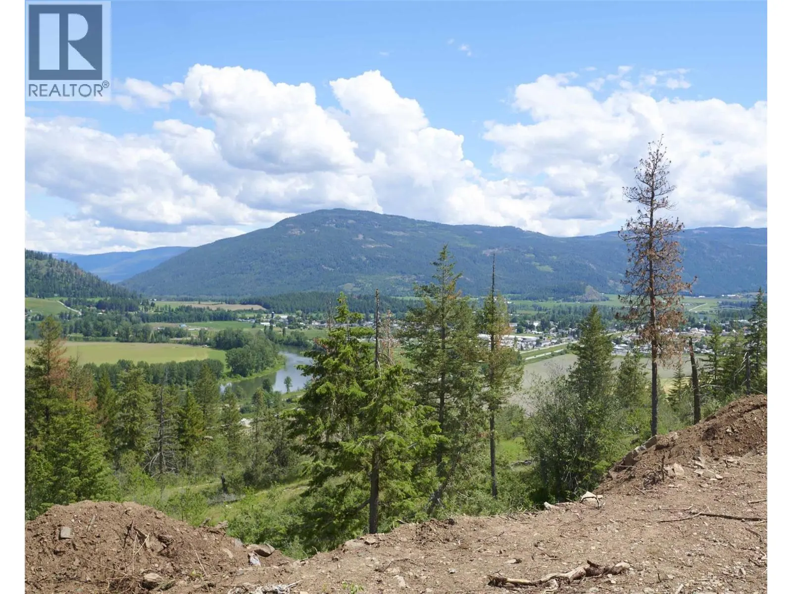 339 Oxbow Place. Enderby, British Columbia