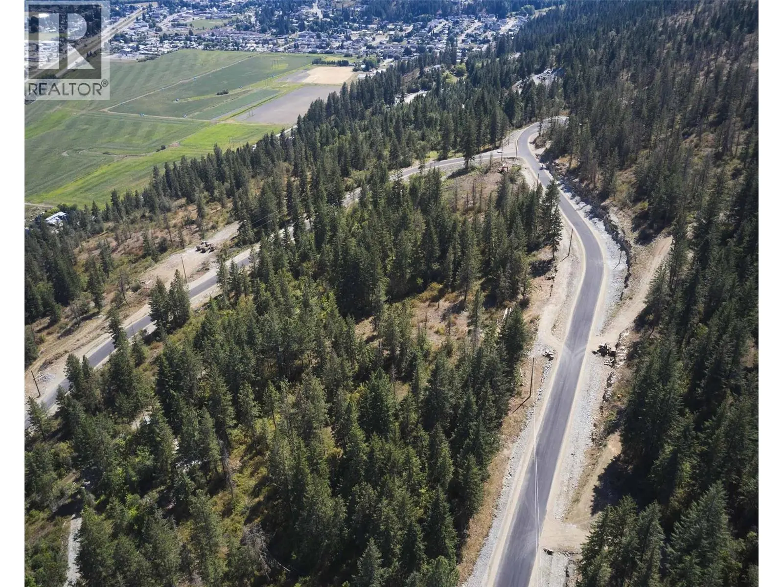 327 Oxbow Place. Enderby, British Columbia