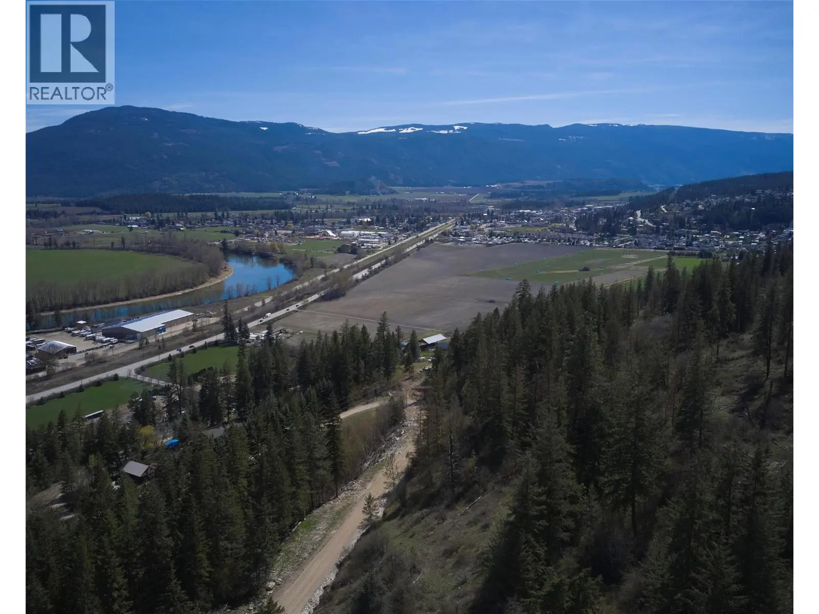 327 Oxbow Place. Enderby, British Columbia