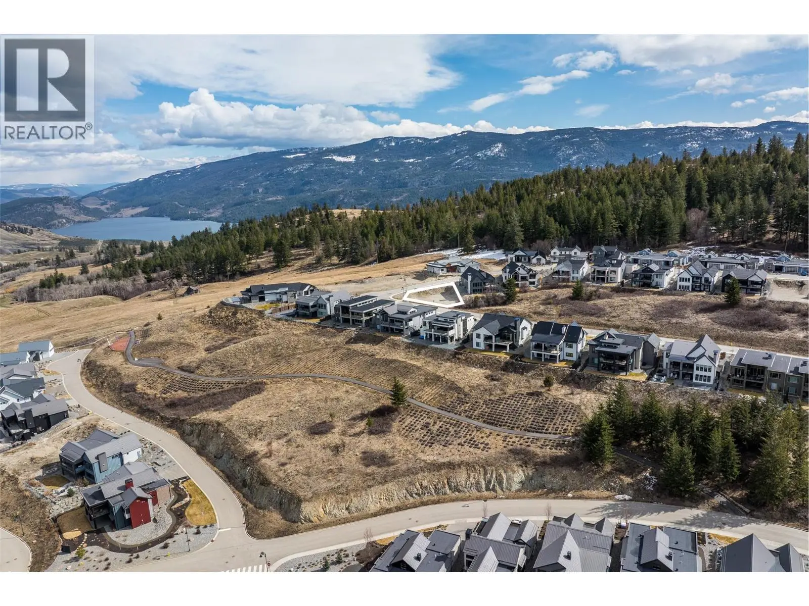 201 Diamond Way. Vernon, British Columbia