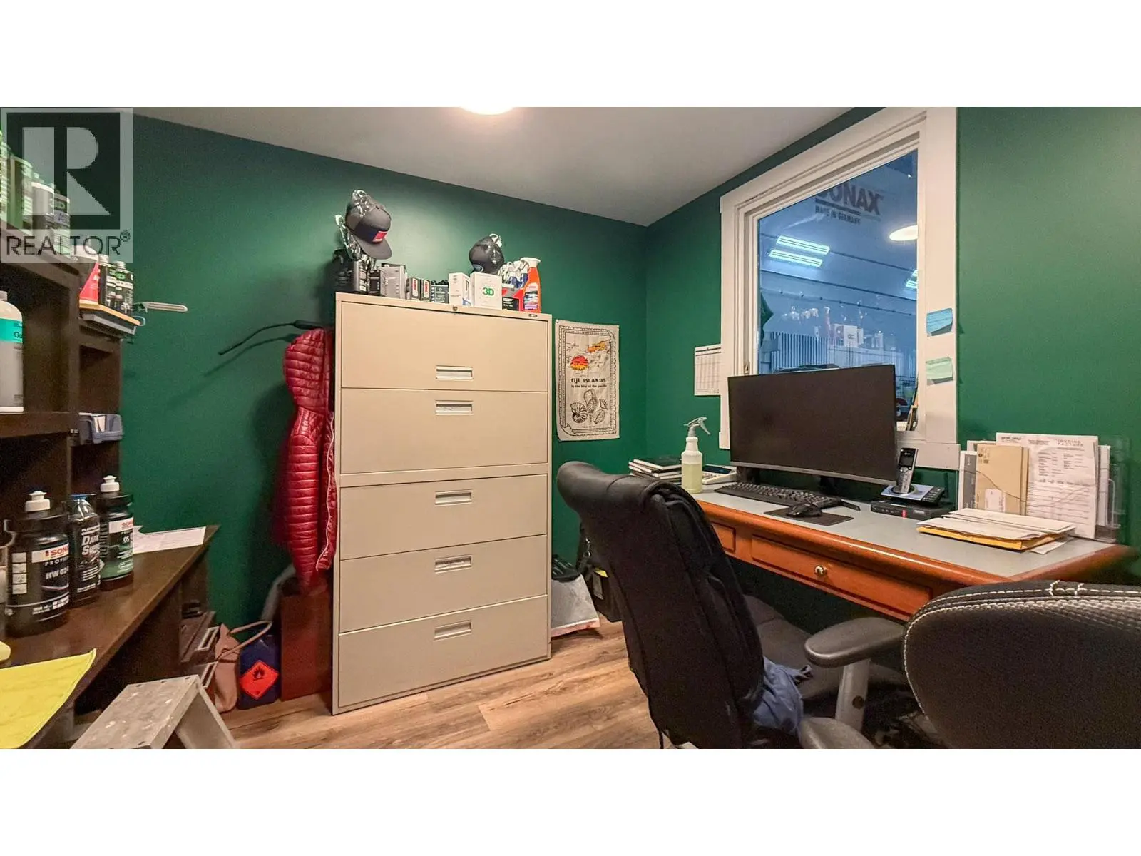 2844 Fenwick Road. Kelowna, British Columbia