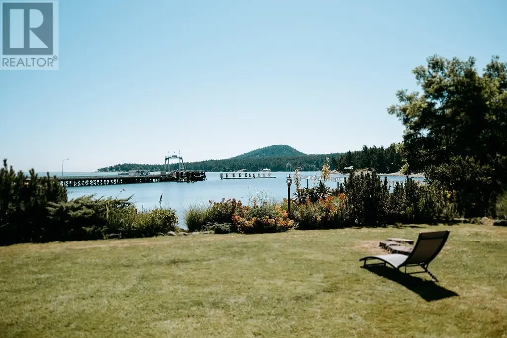 16 B1 134 Madrona Drive, Galiano Island