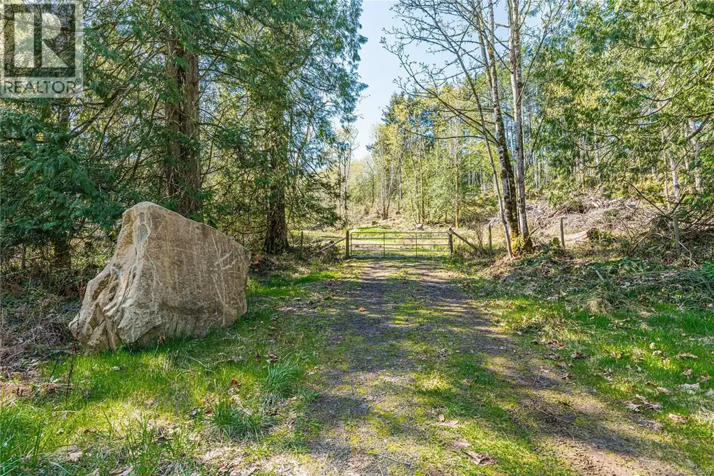 547 Beddis Rd, Salt Spring