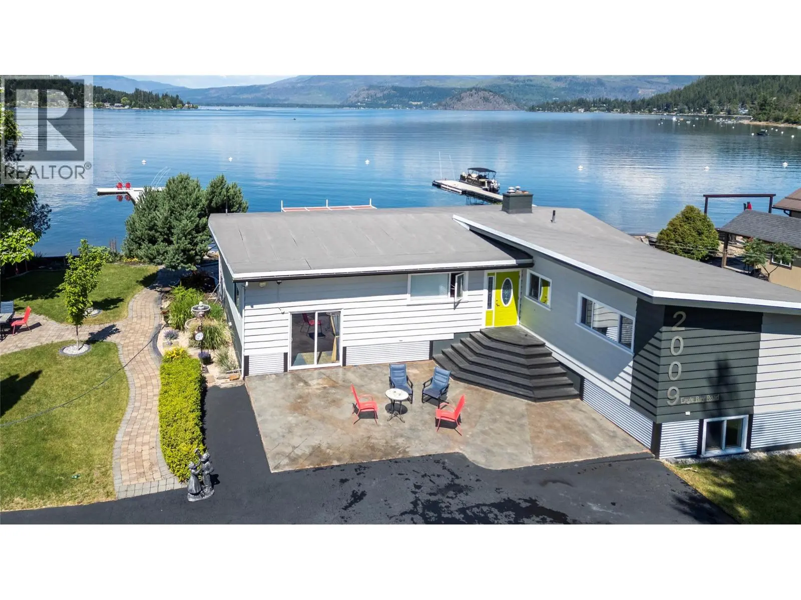 2009 Eagle Bay Road. Blind Bay, British Columbia