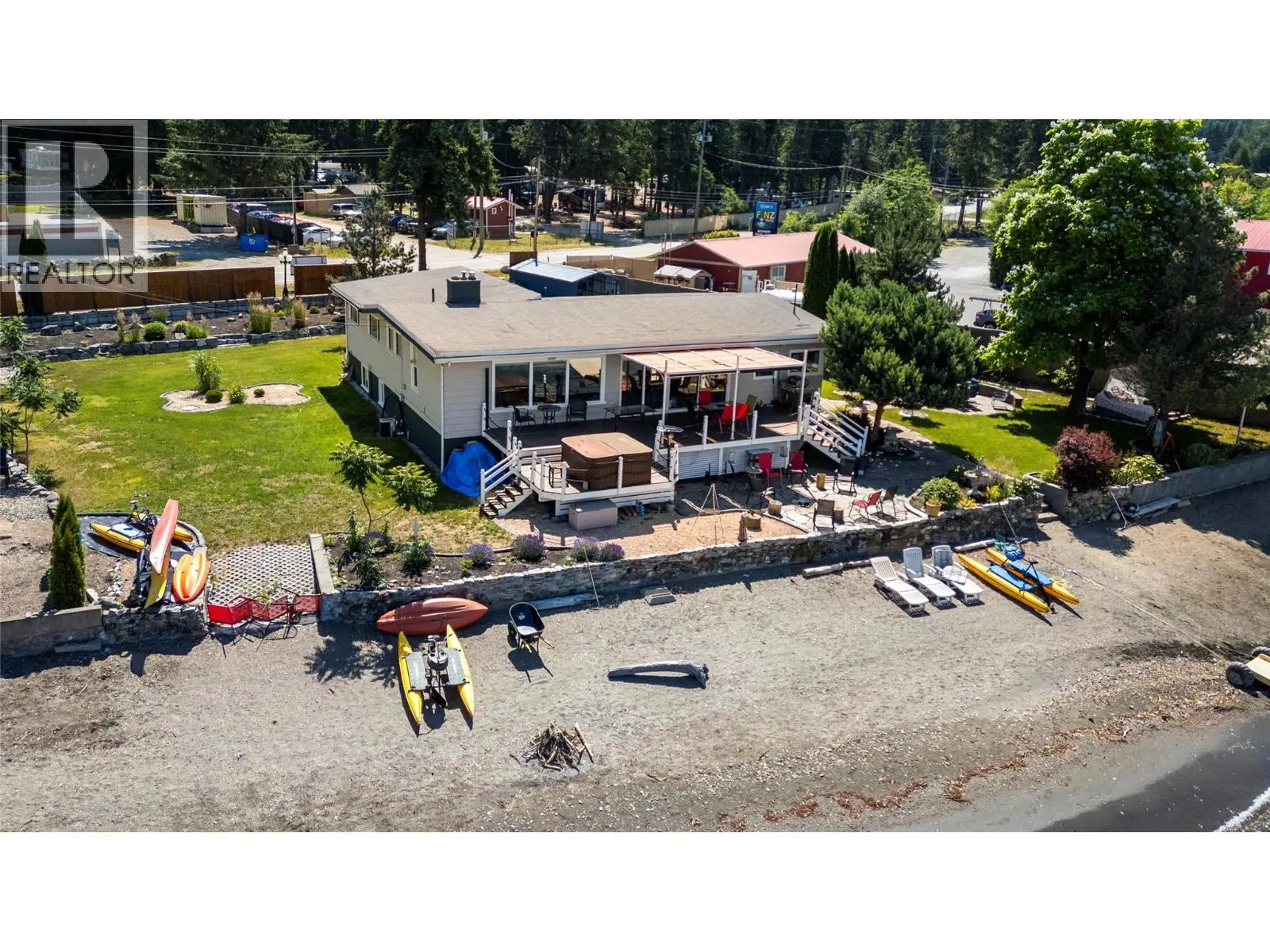 2009 Eagle Bay Road. Blind Bay, British Columbia