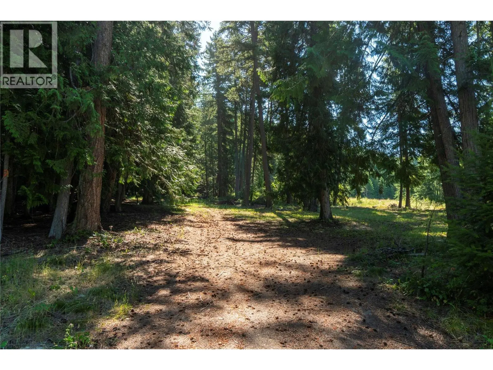 2009 Eagle Bay Road. Blind Bay, British Columbia