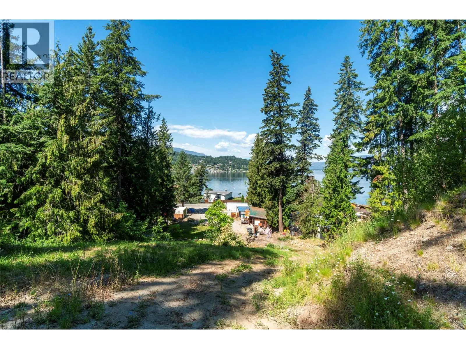 2009 Eagle Bay Road. Blind Bay, British Columbia