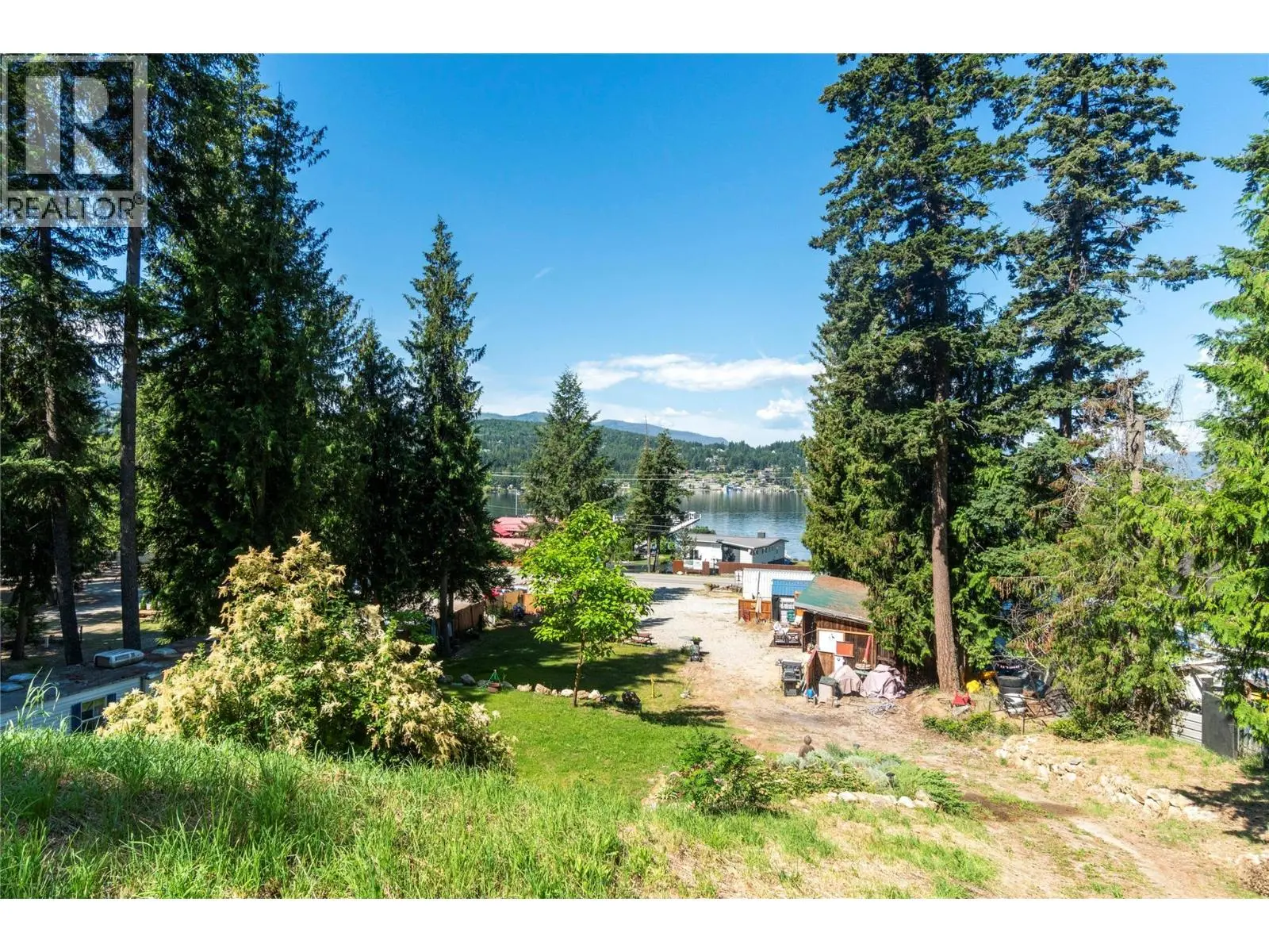 2009 Eagle Bay Road. Blind Bay, British Columbia