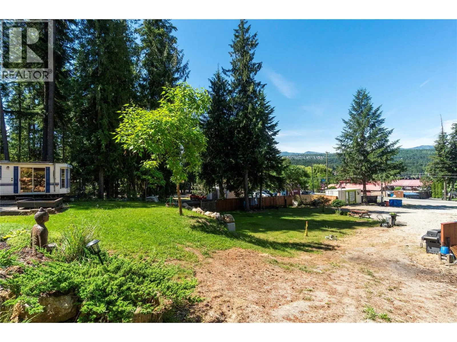 2009 Eagle Bay Road. Blind Bay, British Columbia