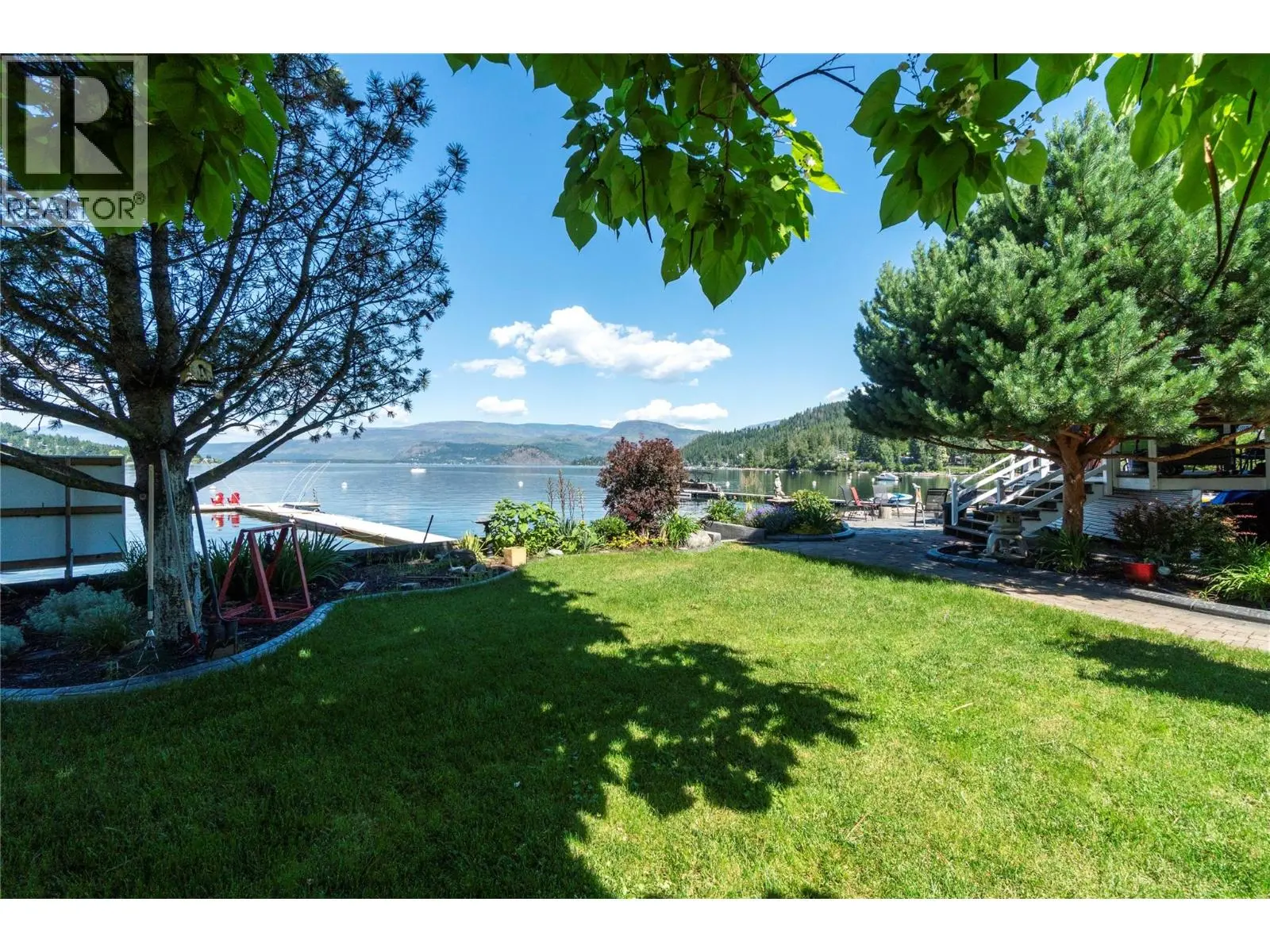 2009 Eagle Bay Road. Blind Bay, British Columbia