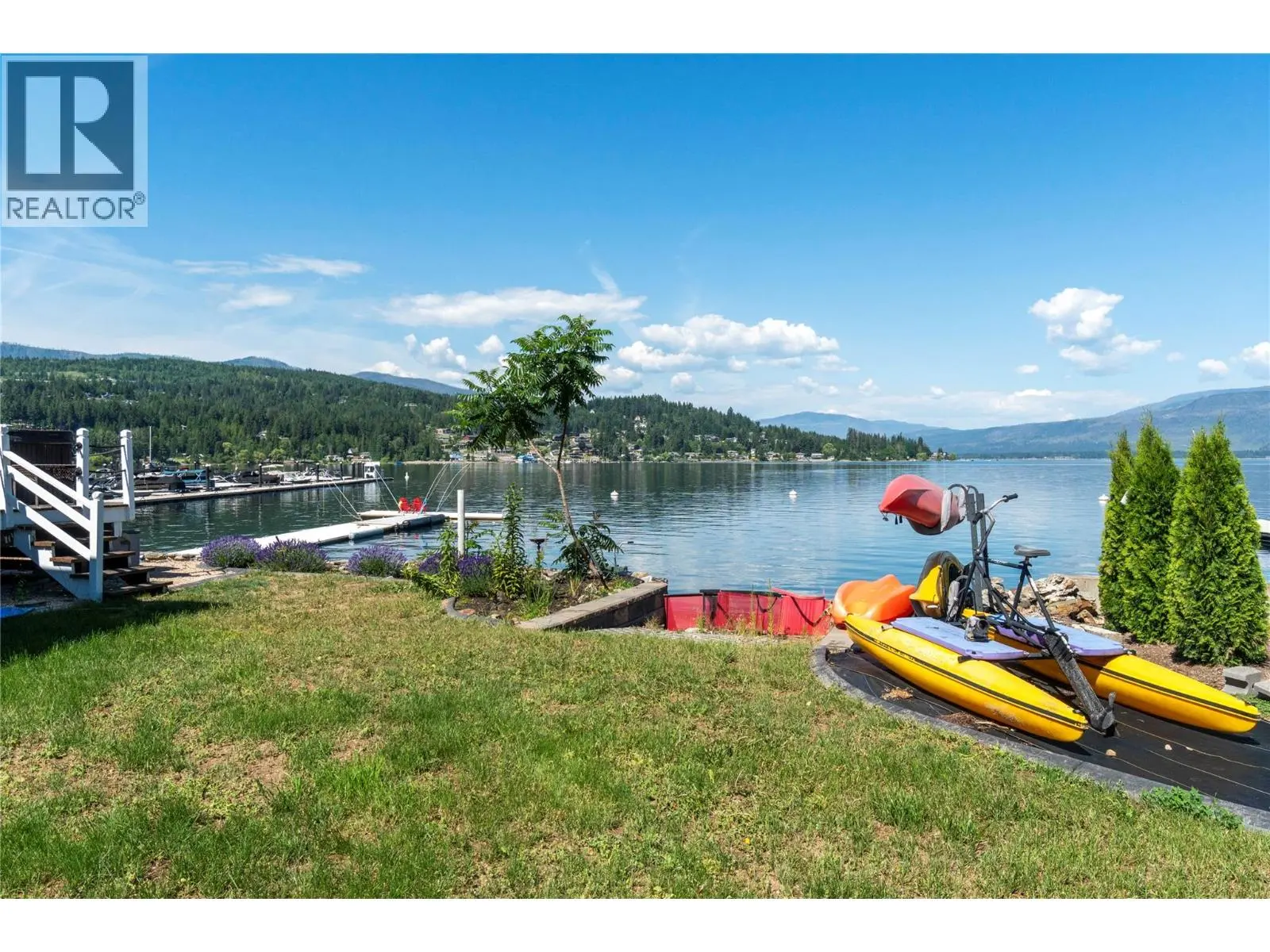 2009 Eagle Bay Road. Blind Bay, British Columbia