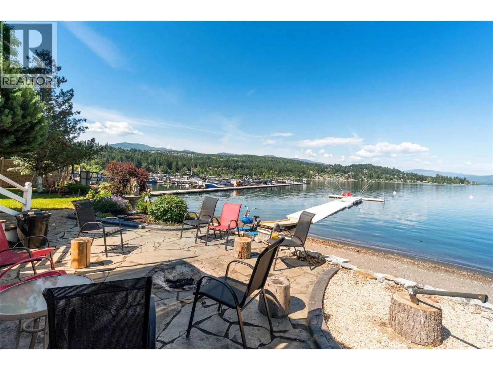 2009 Eagle Bay Road. Blind Bay, British Columbia