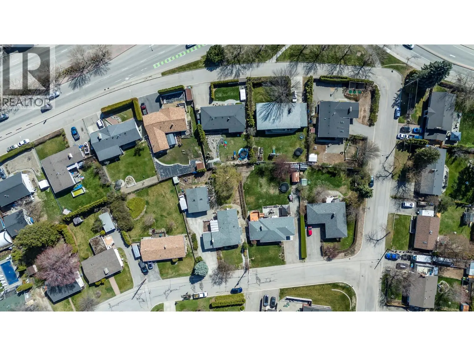 1880 Broadview Avenue. Kelowna, British Columbia