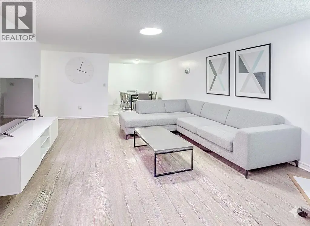 124 9101 Horne Street, Burnaby