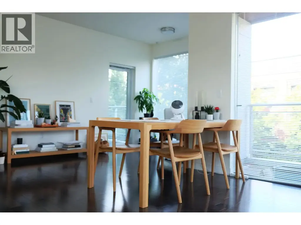 205 3333 Main Street, Vancouver