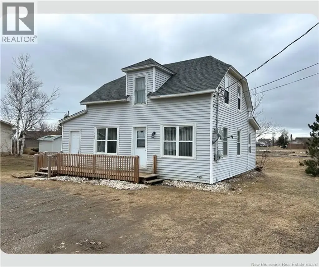 374 Georges Est, Tracadie